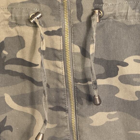 Madden NYC Camo Utility Jacket Hoodie Womens M Army Green Camo Zip Up Y2K - Picture 6 of 10